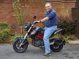 I'd say it's like 90% seat and 10% bars. Benelli Tnt125 Owner S Review