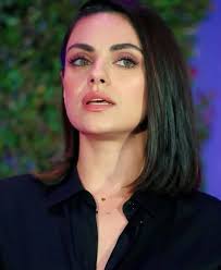 What is she thinking about? 🤭 @rebirosee