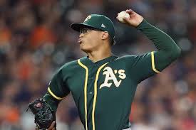 Se llama ventaja de localía por algo, pero cuando se ponen a pensar en la derrota en el juego del comodín del 2018 en yankee stadium, los atléticos tampoco creen que haya sido un factor decisivo. Mlb Jesus Luzardo Abrira Juego 1 Athletics Wild Card Series Serie Comodin Comodines Playoffs Posteseason Postemporada 2020 Grandes Ligas