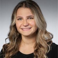 Lori Runge's Instagram, Twitter & Facebook