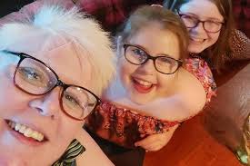 Cost of living: Sowerby Bridge mum given six months to live struggling to  make memories because of 'scary' price rises