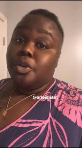 Mary Griffith (@LadyPinkalicous) • Facebook