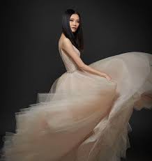 Lo stile italiano di impero couture. Lazaro Abiti Da Sposa Per L Italia Le Spose Di Mori