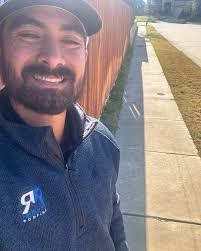 Zach Lytle's Instagram, Twitter & Facebook