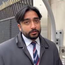 Life inside a 'soul-crushing' office where people worked long hours below  minimum wage.