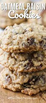 A Plate Of Soft Chewy Oatmeal Raisin Cookies Is The Perfect Snack With A Cookie Recipes Oatmeal Raisin Soft Oatmeal Raisin Cookies Oatmeal Raisin Cookies Chewy