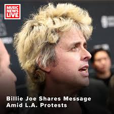 Communities and US Citizens organizing and fighting back against HSI/ICE  activities in Paramount,Ca…we need to do this here and everywhere…