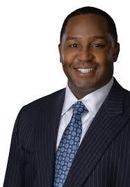 Alex Linton's Instagram, Twitter & Facebook