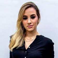 Barbara Camargo's Instagram, Twitter & Facebook