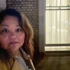 Growing bay laurel indoors or outdoors?