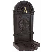 Fontaine de charme murale source fonte patinée marron avec robinet fonctionnel en laiton 14x25x40cm. Fontaine Jardin Murale Fonte Robinet Laiton