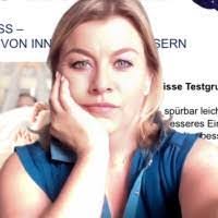 Alana Schuster's Instagram, Twitter & Facebook