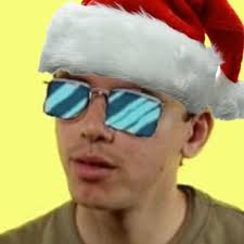 Grace Gaffney (@gmgaffney)