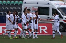 Dakikada yukatel denizlispor öne geçti. Denizlispor 1 2 Fatih Karagumruk Mac Sonucu