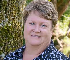 1982 Alumni Stay Friends for Nearly 40 Years » DCTC News