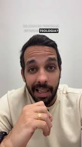 Tudo, ó Cristo, a ti entrego Tudo, sim, por ti darei Resoluto, mas submisso  Sempre, sempre, seguirei” Tudo entregarei