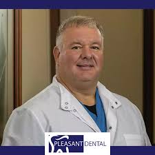 Meet Dr. James Pucci, DMD. 🌟 As a periodontist, Dr. Pucci offers expertise  in both surgical and non-surgical procedures to eliminate gum diseases,  perform soft tissue grafting to correct gum recession and
