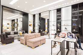 A Look Inside The Chanel Flagship Boutique In Yorkville Store Design Interior Shoe Store Design Chanel Store