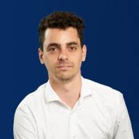 100+ perfiles de «Varache»