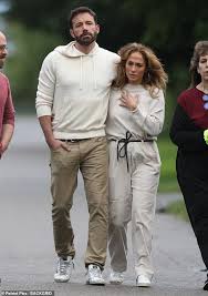May 26, 2021 · jennifer lopez 'likes' throwback photo of a buff ben affleck jennifer lopez and ben affleck's public comeback romance was in the works before he was spotted in her escalade last month. Jennifer Lopez Likes A Throwback Of Her Boyfriend Ben Affleck Shared By A Bennifer Fan Account Qnewscrunch