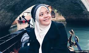 Ceria raya mv mark adam, najwa latiff u0026 ceria popstar #ceriaraya mp3 duration 3:43 size 8.51 mb / astro ceria 7. Malaysiakini Najwa Latif Sedang Bikin Lagu Raya