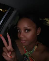 Laticia Bliss (@laticiabliss) • Instagram photos and videos