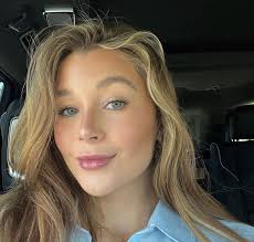 Marissa Lawrence's Engagement Ring (Size, Cost & More)