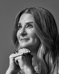 Melinda Young's Instagram, Twitter & Facebook