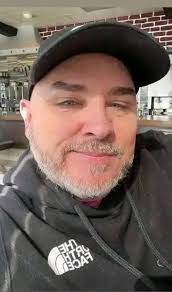 Guys,I hope she will accept me after this lines. Please go through it in  case of any mistake. Enyia Chimeremeze Chimezie Enyioko Ndubuisi Chris John  They say, Roses are Red, violets are