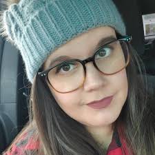 What could be causing my 2000 f250 7.3 powerstroke diesel engine to start  rough and produce blue smoke?