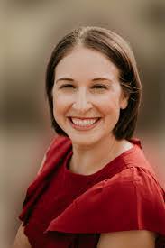 Molly Shapiro's Instagram, Twitter & Facebook