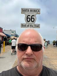 Route 66 tour ends at Santa Monica pier