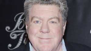 Anwar Knight (@AnwarKnight)