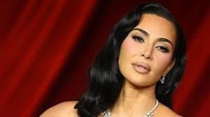 Why Jamie Lee Curtis Told Allison Janney to “Go F--k” Herself During  Pantless Appearance