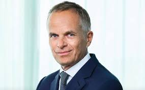 Swiss watchmaking: Rolex CEO warns of slowing growth