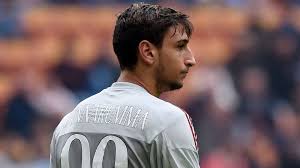 Gianluigi donnarumma is considered one of the greatest talents of his generation, despite the. L Esordio Di Donnarumma Col Milan Titolare Contro Il Sassuolo A 16 Anni Goal Com