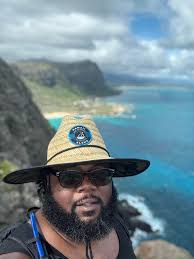 Finally made it!!! Now where's the elevator to get back down?? 😂😂