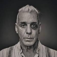 Significado de la canción ÜBERS MEER (Till Lindemann)