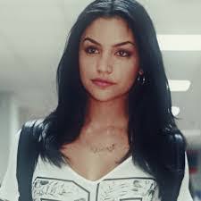 Bonnie Cordero's Instagram, Twitter & Facebook