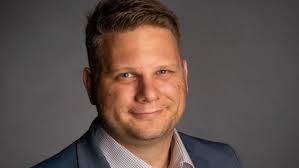 Test pilot at center of 737 Max investigation takes buyout from Southwest  Airlines