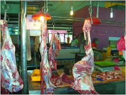 Najlepsze miejsca na delektowanie się uliczną kuchnią to seri kembangan night market i seri serdang night market. Kompleks Pasar Borong Selangor Perbadanan Kemajuan Pertanian Selangor