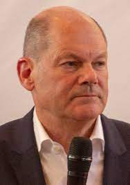 Despite the pain of this crisis, she gave mr scholz a chance to show himself in his element: Olaf Scholz Wikipedia