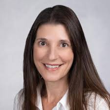 Amanda Fillmore's Instagram, Twitter & Facebook