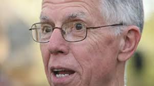 College celebrates Sam Sadler