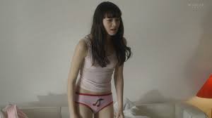 小松菜奈のかわいい毛糸のパンツから透けるパンティー - エッチすぎるぐらぞうチャンネル