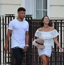 His birthday, what he did before fame, his family life, fun trivia facts, popularity rankings, and more. Alex Oxlade Chamberlain Spends The Day With Mystery Woman In London Daily Mail Online