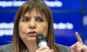 Los verdaderos culpables son los delincuentes»: Patricia Bullrich defendió  al policía que baleó a Thiago Correa En respuesta a las acusaciones de la  Justicia, la ministra aseguró que el policía federal «actuó