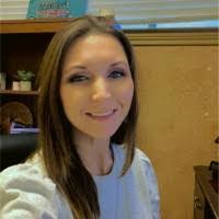 Jasmine Toombs's Instagram, Twitter & Facebook