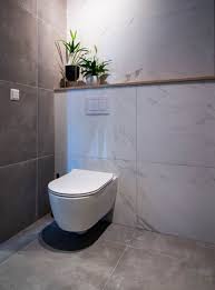 zwevend toilet badkamer badkamer marmer badkamer inspiratie