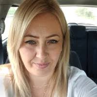 100+ profiluri „Agoston”